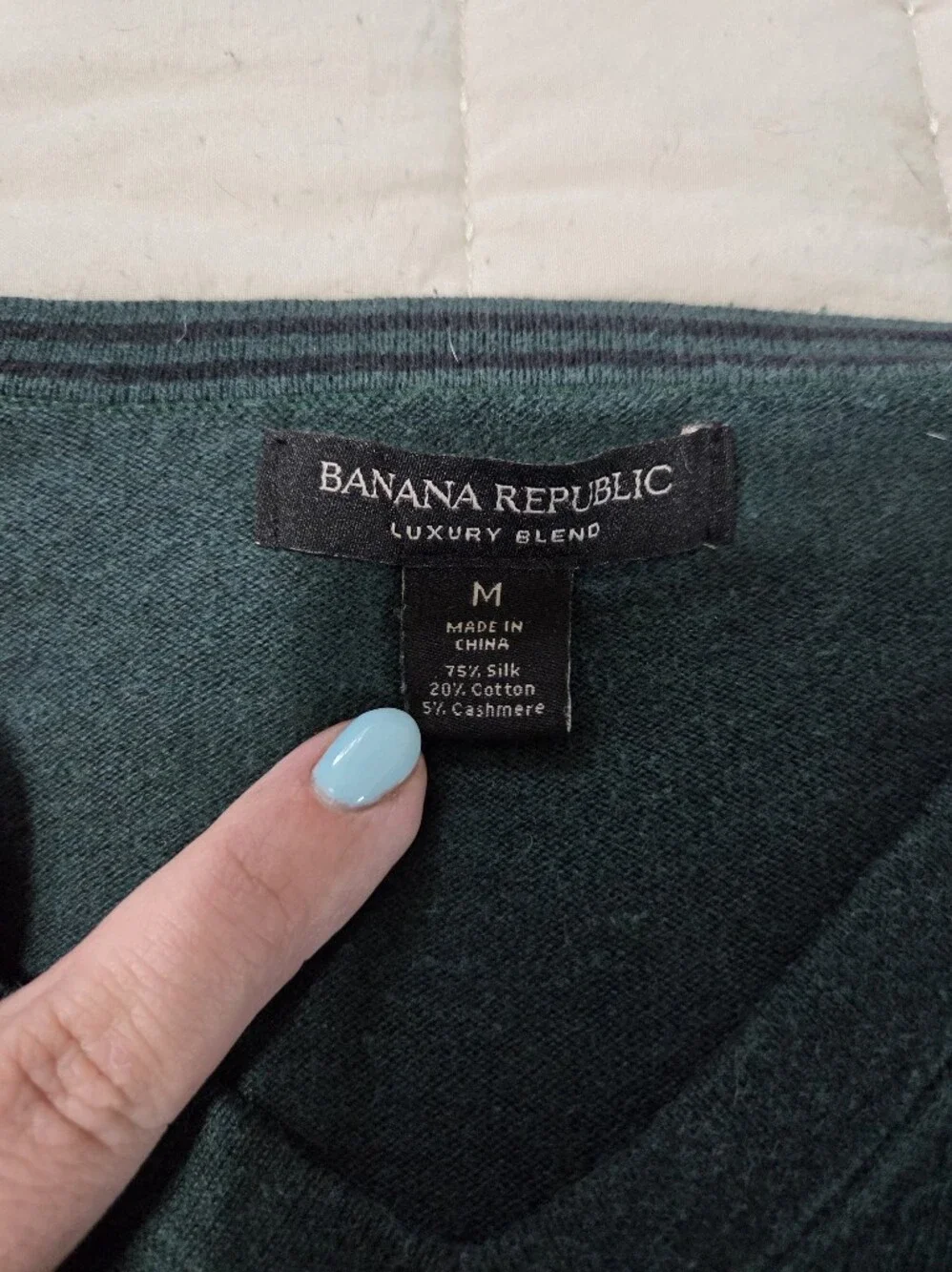Banana Republic Men’s V-Neck Sweater - Teal Green